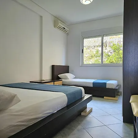 Two Bedroom With Sea View *