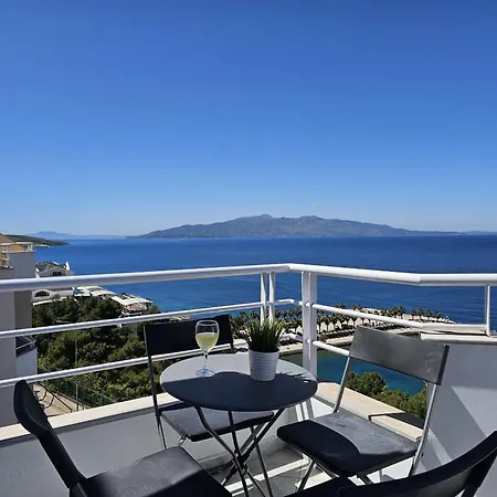 Appartement Two Bedroom With Sea View *