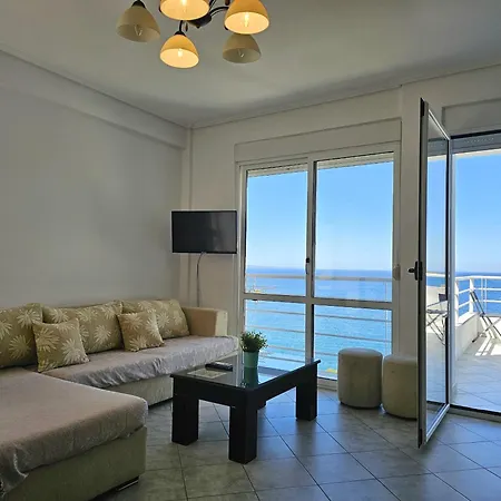 Apartmán Two Bedroom With Sea View *